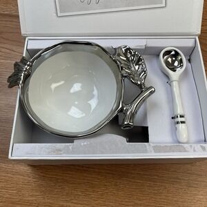 Pampa Bay Silver Pomegranate Bowl‎ and Spoon Set Titanium Finish- Beautiful NEW
